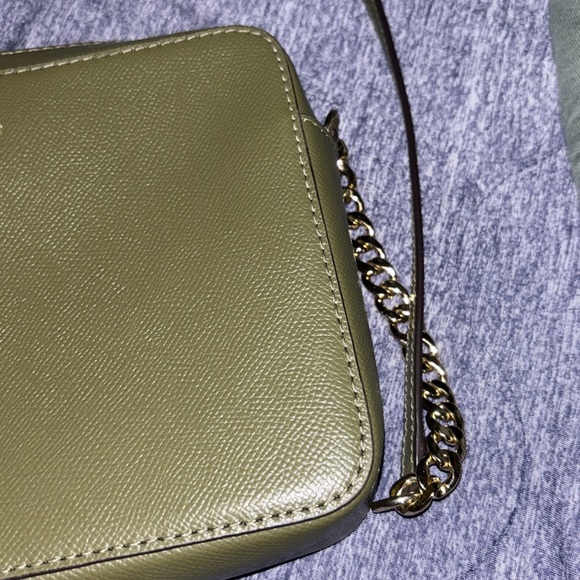 Well kept like new! MK purse forest green - Picture 4 of 6